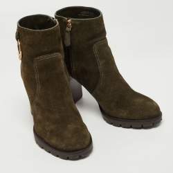 Pre Owned Tory Burch Green Suede Sofia Lugged Logo Charm Ankle Boots Size 38.5