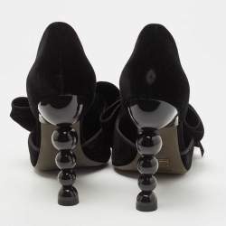 Pre Owned Tory Burch Black Velvet Clara Pumps Size 38