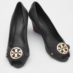 Pre Owned Tory Burch Black Leather Sally 2 Wedge Pumps Size 35