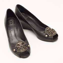 Pre Owned Tory Burch Black Leather Wedge Pumps Size 40