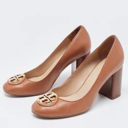 Pre Owned Tory Burch Brown Janey Buckle Detail Block Heel Pumps Size 37.5