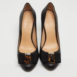 Pre Owned Tory Burch Black Leather and Suede Tortoise Bow Chase Pumps Size 40