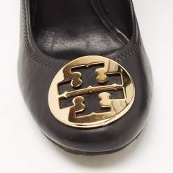 Tory Burch Black Leather Chelsea Wedge Pumps Size 40.5