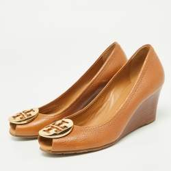 Pre Owned Tory Burch Beige Leather Reva Peep Toe Wedge Pumps Size 36