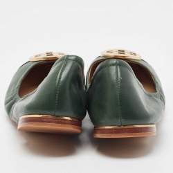 Pre Owned Tory Burch Green/Black Leather And Patent Leather Cap Toe Ballet Flats Size 40