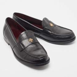 Pre Owned Tory Burch Black Leather Loafers Size 39