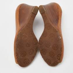 Pre Owned Tory Burch Beige Leather Wedge Pumps Size 37.5