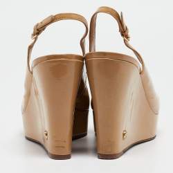 Pre Owned Tory Burch Beige Patent Leather Slingback Wedge Sandals Size 38.5