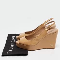 Pre Owned Tory Burch Beige Patent Leather Slingback Wedge Sandals Size 38.5