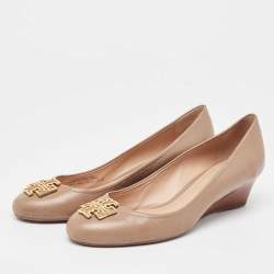 Pre Owned Tory Burch Beige Leather Melinda Wedge Pumps Size 37.5