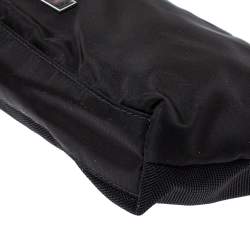 Pre Owned Tumi Black Nylon Zip Pocket Travel Clutch