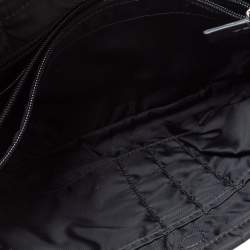 Pre Owned Tumi Black Nylon Zip Pocket Travel Clutch