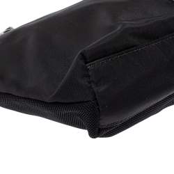Pre Owned Tumi Black Nylon Zip Pocket Travel Clutch