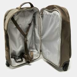 Pre Owned TUMI Grey Nylon Tres Léger International Carry On Suitcase