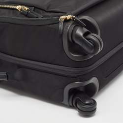 Pre Owned TUMI Black Nylon Super Leger International Carry On Luggage