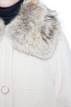 Pre Owned Tory Burch Cream Lurex Insert Fur Collar Detail Ivan Long Coat S