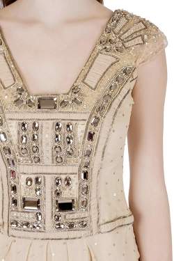 Pre Owned فستان كارولينا هيرير كريب تول مزخرف بليسيه بيج بأكمام قصيرة S