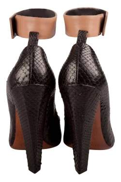 Pre Owned حذاء كعب عالي سيلين جلد ثعبان أسود بحزام للكاحل مقاس 36.5