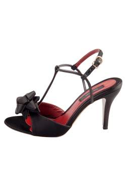 Marc Jacobs Black Satin And Leather Trim T Strap Flower Detail Open Toe Sandals Size 36