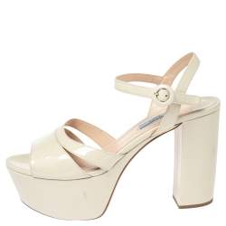 Pre Owned Prada Cream Patent Leather Platform Sandals Size 39.5