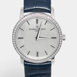 Pre Owned Vacheron Constantin Tradionnelle 25558/000G-B White Mother Of Pearl Dial Diamond 18K White Gold Alligator Leather Women's Wristwatch 30 mm