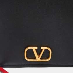 Pre Owned Valentino Black Leather VLogo Passport Holder
