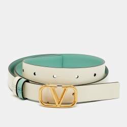 Pre Owned Valentino VLogo 75 CM Reversible Slim Belt Mint Green/Cream Leather