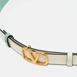 Pre Owned Valentino VLogo 75 CM Reversible Slim Belt Mint Green/Cream Leather