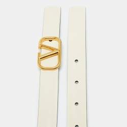 Pre Owned Valentino VLogo 75 CM Reversible Slim Belt Mint Green/Cream Leather