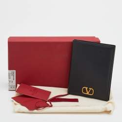 Pre Owned Valentino Black Leather Vlogo Passport Holder