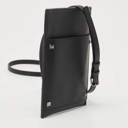 Pre Owned Valentino Black Leather Rockstud Phone Crossbody Bag