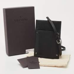 Pre Owned Valentino Black Leather Rockstud Phone Crossbody Bag