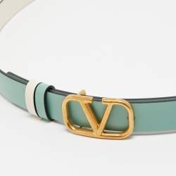 Pre Owned Valentino Mint Green/Cream Leather VLogo Reversible Slim Belt 85 CM