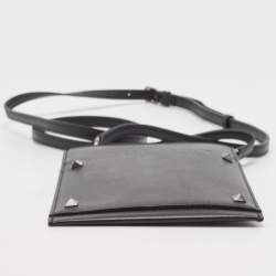 Pre Owned Valentino Black Leather Rockstud Phone Crossbody Bag