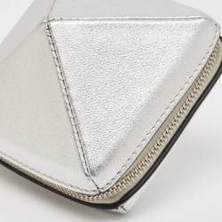 Pre Owned Valentino Silver Leather Zip Coin Purse