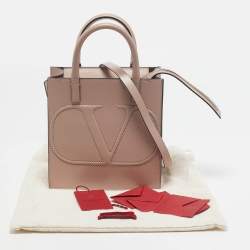 Pre Owned Valentino Beige Poudre Leather Small VLogo Walk Tote