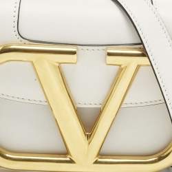 مملوكة مسبقًا Valentino Supervee Small White Leather Shoulder Bag