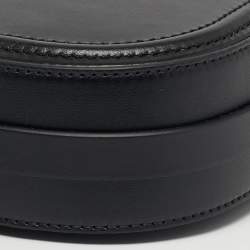 مملوكة مسبقًا Valentino VLogo Walk Black Leather Crossbody Bag