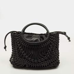 Pre Owned حقيبة يد فالنتينو ألكنوتس في لوجو منسوجة جلد أسود