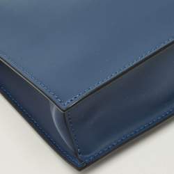 مملوكة مسبقًا Valentino VLTN Navy Blue Leather Wristlet Zip Pouch