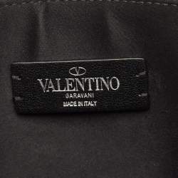 مملوكة مسبقًا Valentino VLTN Navy Blue Leather Wristlet Zip Pouch