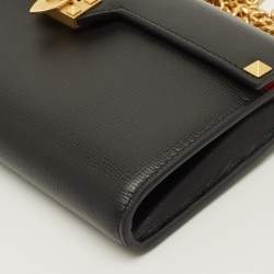 Pre Owned Valentino Rockstud Alcove Black Leather Wallet On Chain