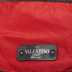 مملوكة مسبقًا Valentino Red Nylon Belt Bag