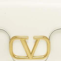 Pre Owned Valentino Stud Sign Ivory Leather Flap Shoulder Bag