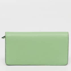 Pre Owned Valentino VLogo Green Leather Wallet On Chain