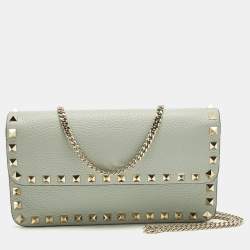 مملوكة مسبقًا Valentino Rockstud Light Green Leather Wallet On Chain