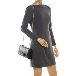 Pre Owned حقيبة كتف فالنتينو فافافوم متوسطة جلد سوداء