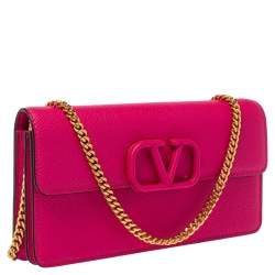مملوكة مسبقًا Valentino Magenta Leather Vsling Wallet on Chain
