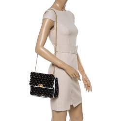 Pre Owned Valentino Black/White Quilted Leather Medium Rockstud Spike Shoulder Bag