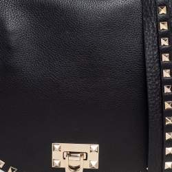 Pre Owned Valentino Black Grained Leather Rockstud Saddle Shoulder Bag